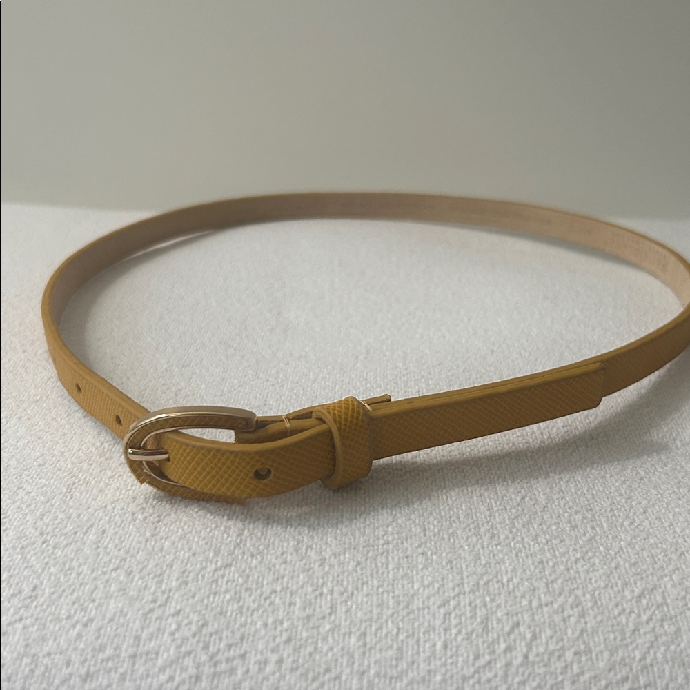 WHBM Slim Mustard Yellow Leather Belt with Gold Buckle. Size S